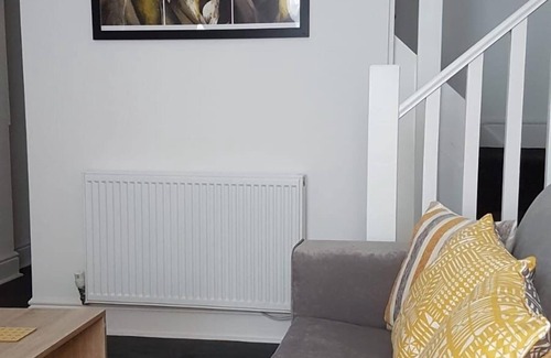 Stoke-on-Trent Haus | Whole-Ferienhaus-Eigenes Badezimmer