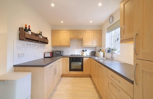 Wells Haus | Townhouse with Views of Wells Cathedral