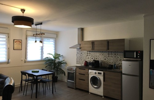Meudon-la-Foret Wohnung | Très Beaux 2 Pièces de 50m2 Proche Vélizy