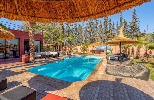 District of Sidi Youssef Ben Ali Villa | Très Belle Villa à 2km du Centre de Marrakech sur la rte d Ourika Avec 4 Suites