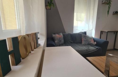 Tuchan Wohnung | Très joli appartement 2 pièces, centre-ville