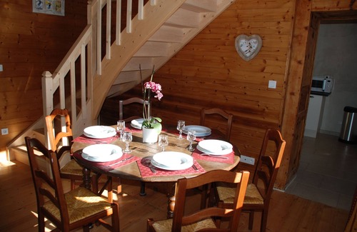 Lamoura Haus | Traditioneller Bauernhof im Haut-Jura am Fuße der Hänge der 'La Serra'