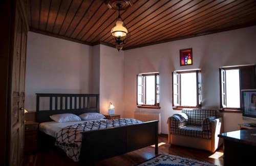 Makrynitsa Haus | Traditional Mansion Calliopec-UVC sterilized