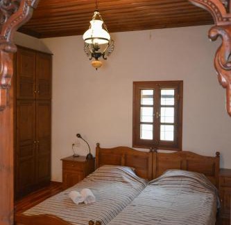 Makrynitsa Haus | Traditional Mansion Calliopec-UVC sterilized