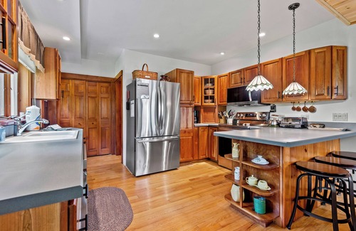 Rangeley Plantation Haus | Schönes 3 Schlafzimmer Haus am östlichen Ufer von Mooselookmeguntic