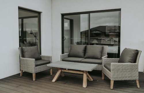 Tranmere Wohnung | Tranmere Seaside Serenity