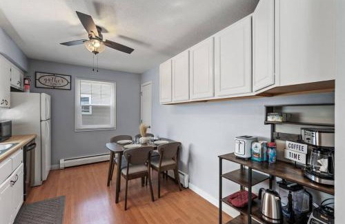 Spring Lake Park Wohnung | Tranquil 2BR Apt Mpls - 8075 Apt 4