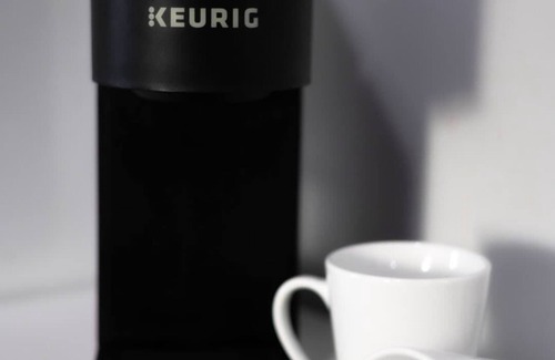 Brunswick Haus | đĄ Tranquil 3-BR Abode w/ yard and Picnic Table