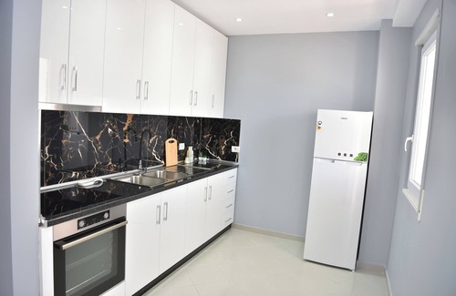Shkoder Wohnung | Tranquil apartment with AC in charming Shkoder
