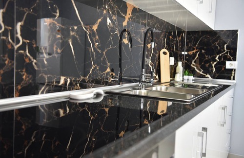 Shkoder Wohnung | Tranquil apartment with AC in charming Shkoder