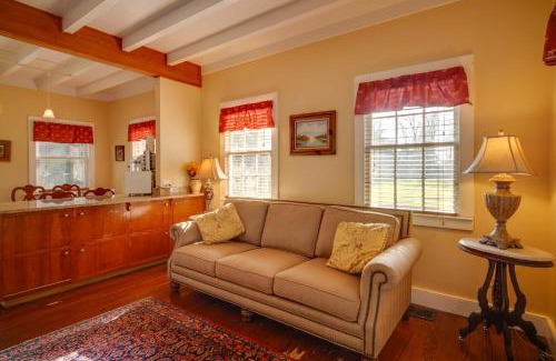 Houma Haus | Tranquil Bayou Country Home with Pond 8 Mi to Houma