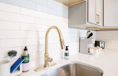 Colington Hütte | Tranquil & Convenient Kill Devil Hills Retreat