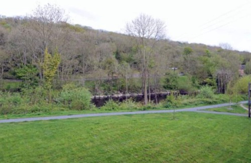 Jackfield Haus | Tranquil cottage in historic setting