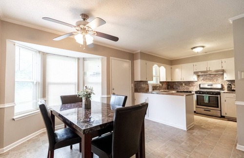 North Little Rock Haus | Tranquil Duplex w/Spacious Living in Peaceful Area