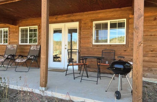 San Lorenzo Kabine | Tranquil escape nestled in the forest on a beautiful horse ranch.