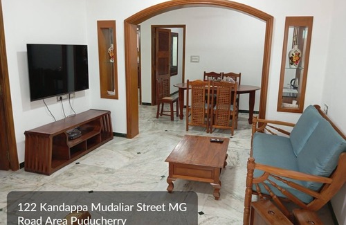 Kalapettai Wohnung | Tranquil Flat in Puducherry located closer to all prime locations.