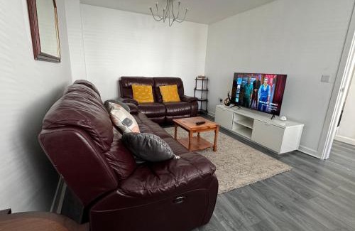 Basildon Wohnung | Tranquil Haven: 3-BR House