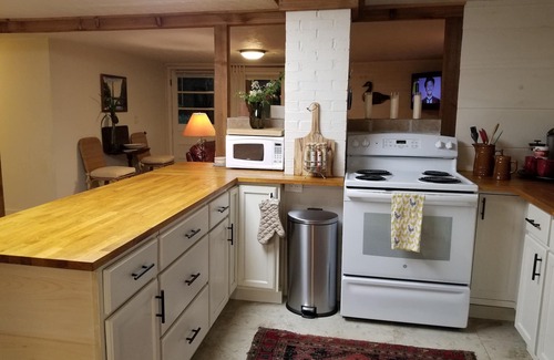 Mountain City Hütte | Ruhige Lage mit einer himmlischen Veranda Blick auf Black Rock Mountain