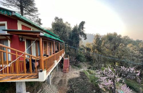 Kaul Haus | Tranquil View Cottage by Nature Nests