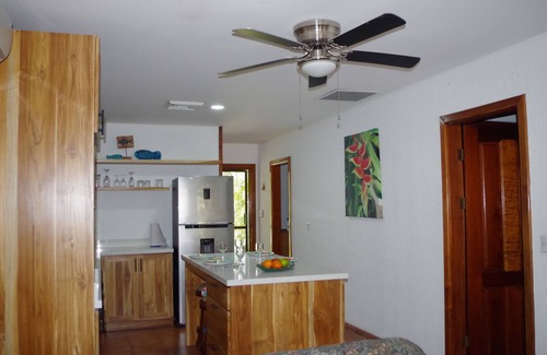 Tambor Haus | Tranquil Villa w/ private Pool - 5 min walk to beach