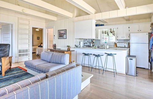 Reedville Hütte | Tranquil Waterfront Cottage with Private Beach!