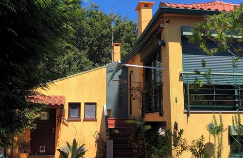 Afife Haus | TRANQUILITY IN QUIET GARDEN WITH POOL (long stays only - prices negotiable)
