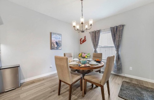 Twin Falls Haus | Travelers Hideout #1