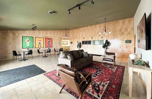 Atlanta Hotel | The Trail Inn - Atlanta, Illinois - Route 66, I-55