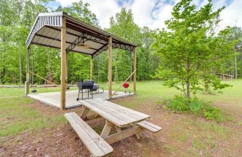 Higden Haus | Tree-Lined Higden Retreat Close to Parks and Trails