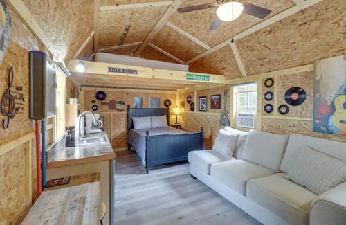 Higden Haus | Tree-Lined Higden Retreat Close to Parks and Trails