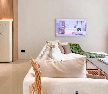 Si Sunthon Villa | Tree O'clock Pool Villa - Phuket