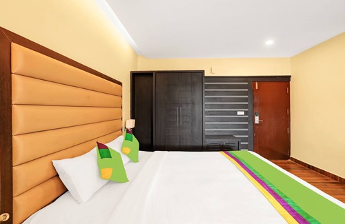 Stuart Hill Haus | Treebo Doha King