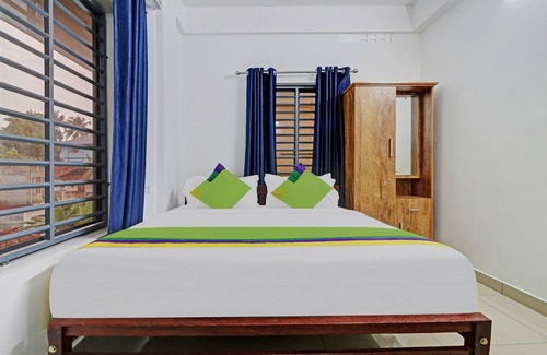 Aluva Haus | Treebo Nirupama, 750m from Aluva Railway station
