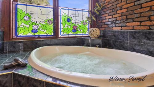 Port Willunga Haus | Treehaven by Wine Coast Holiday Rentals