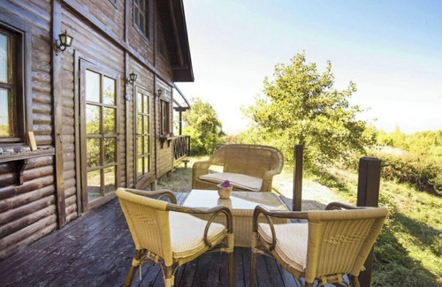 Duger Hütte | Treehouse and Chalet perfect for families
