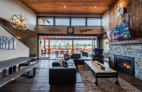 Eureka Haus | Treehouse at the Wilderness Club