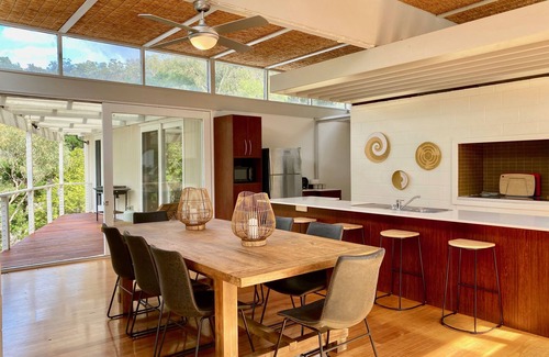 Eildon Haus | Treehouse @ Lake Eildon Marina - Your Private Lake Escape Awaits!
