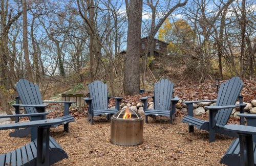 Michiana Haus | Treehouse Oasis