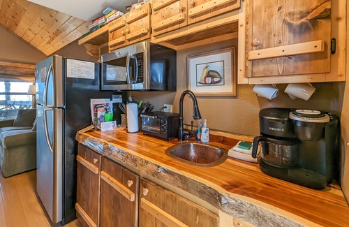 Mountain View Kabine | Treehouse Thyme - total privacy in woods