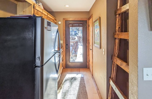 Mountain View Kabine | Treehouse Thyme - total privacy in woods