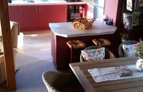 Haruru Haus | Baumkronen - Spektakuläre Aussicht auf Fluss und Meer