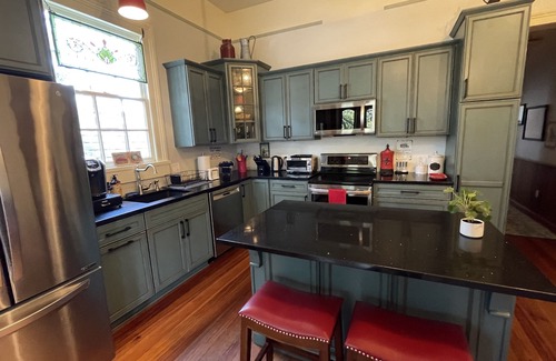 Treme Wohnung | Treme Dream Home, 2 Betten, 2-1 / 2 Bäder, nur wenige Schritte vom French Quarter entfernt