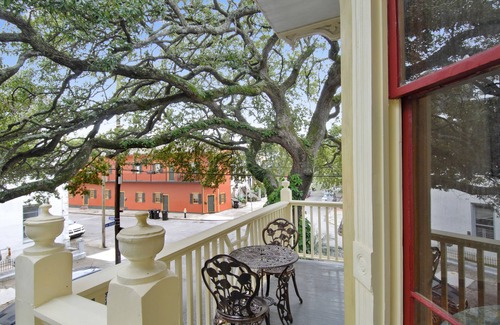 Treme Wohnung | Treme Dream Home, 2 Betten, 2-1 / 2 Bäder, nur wenige Schritte vom French Quarter entfernt