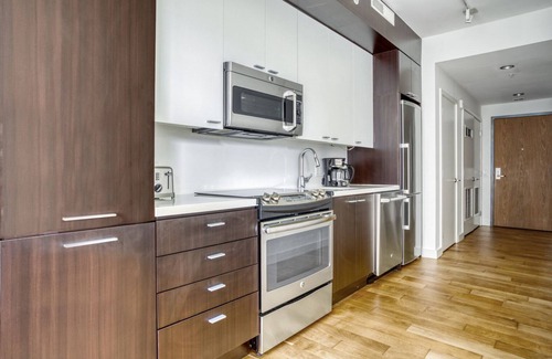 Navy Yard Wohnung | Trendy Navy Yard 1BR w/ Gym & W/D, steps from Nats Park, by Blueground