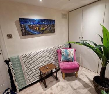 City Centre Dublin Wohnung | Trinity Cottage 2 bed with mezzanine
