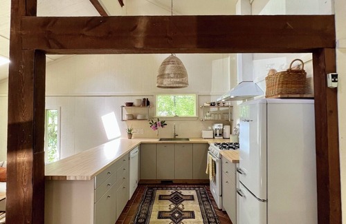 Bellville Haus | Triple Creek 3 bedroom Cabin near Mohican Park, Malabar Farms & Snow Trails