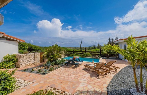 Santa Cruz Wohnung | Tropical Getaway Near Arikok National Park ~ Pool!