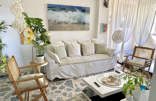 Barranquilla Wohnung | Tropical Relaxed and Cozy Apartment in upscale residential neighborhood