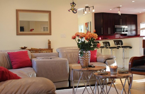 Middle River Terrace Haus | Stilvoll gestaltete Tropical Getaway mit eigenem Pool