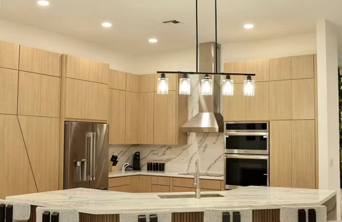 Sunrise Haus | Tropical Villa Retreat - Pool Game Room Lounge